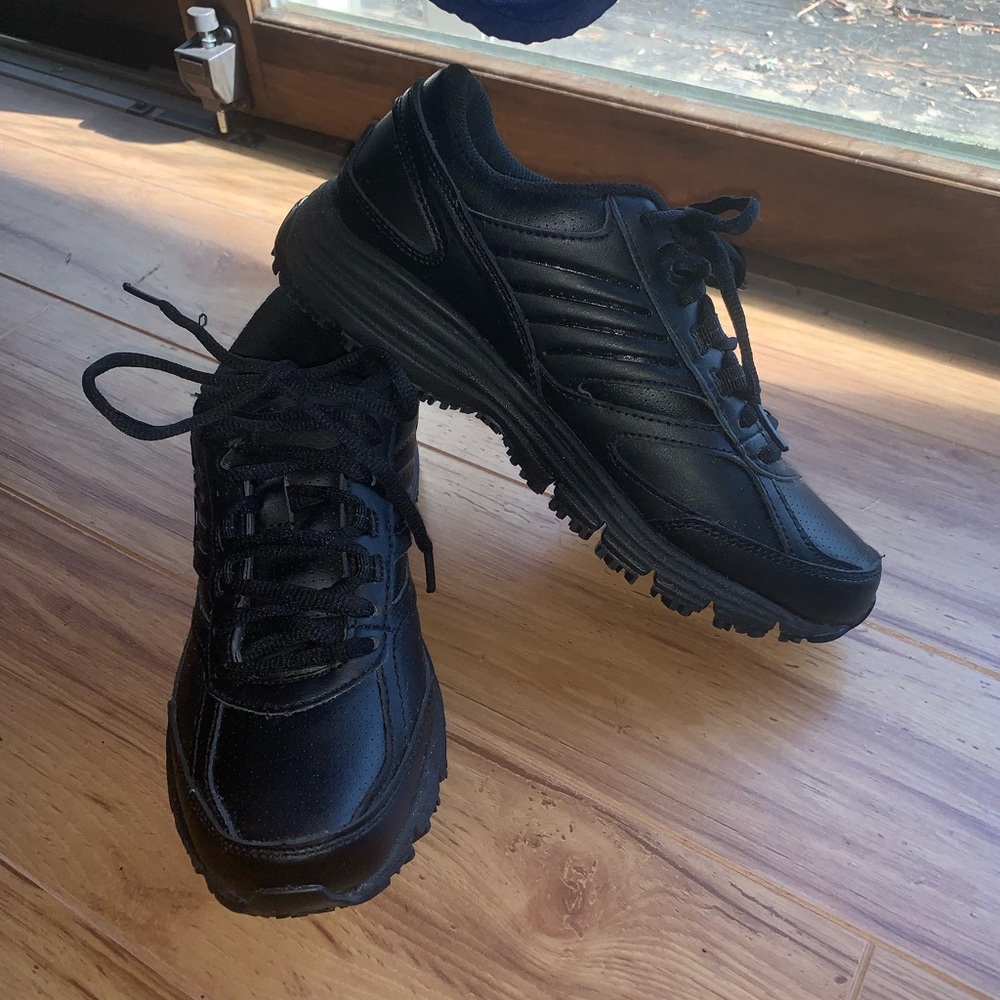 All black slip resistant shoes